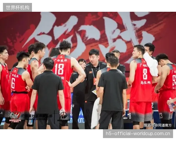 多名在NBL打出名堂的球员进入CBA球队视野，双向合同成为双方联赛交流的桥梁。